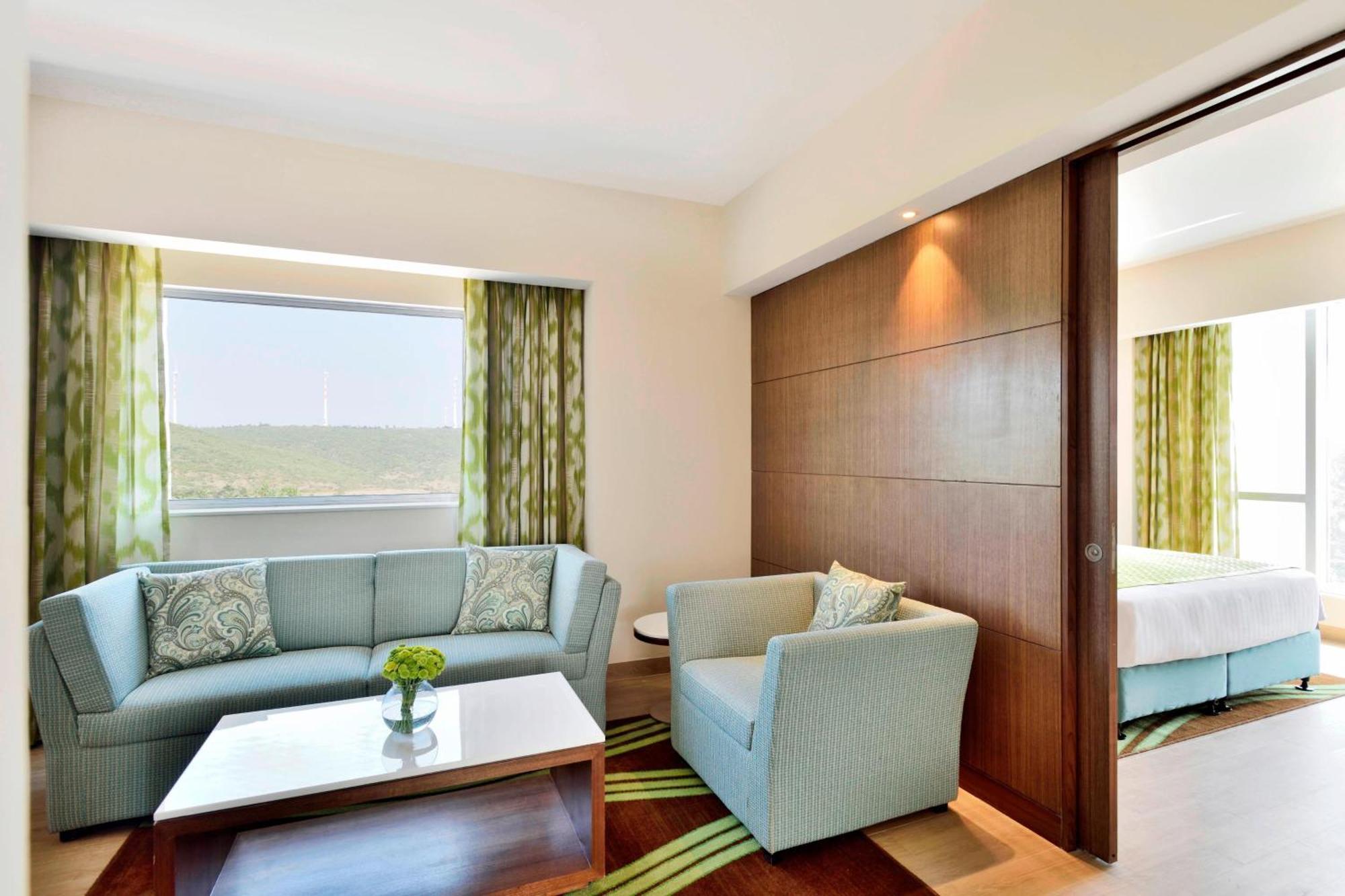 Готель Fairfield By Marriott Belagavi Екстер'єр фото
